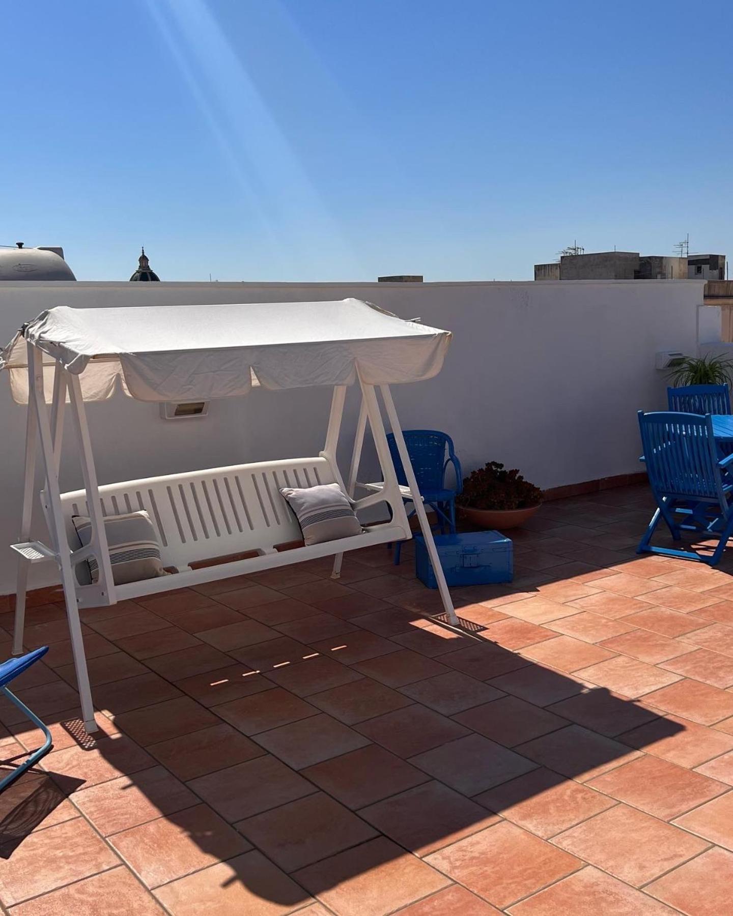 Апартаменты Attico Vista Mare Трапани Экстерьер фото