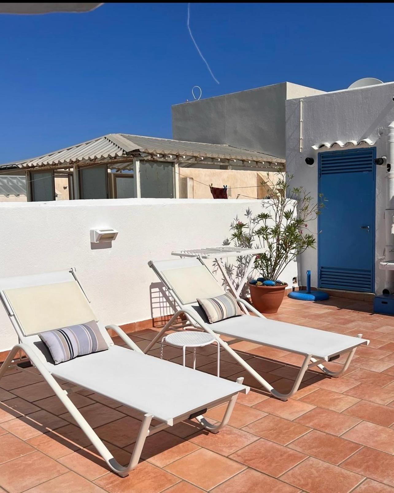 Апартаменты Attico Vista Mare Трапани Экстерьер фото